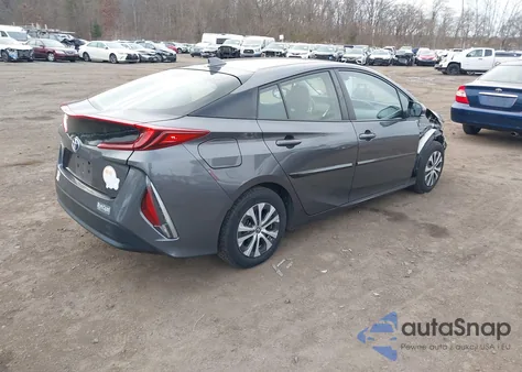 2021 Toyota Prius Prime Le from USA, damaged, VIN JTDKAMFP1M3196777